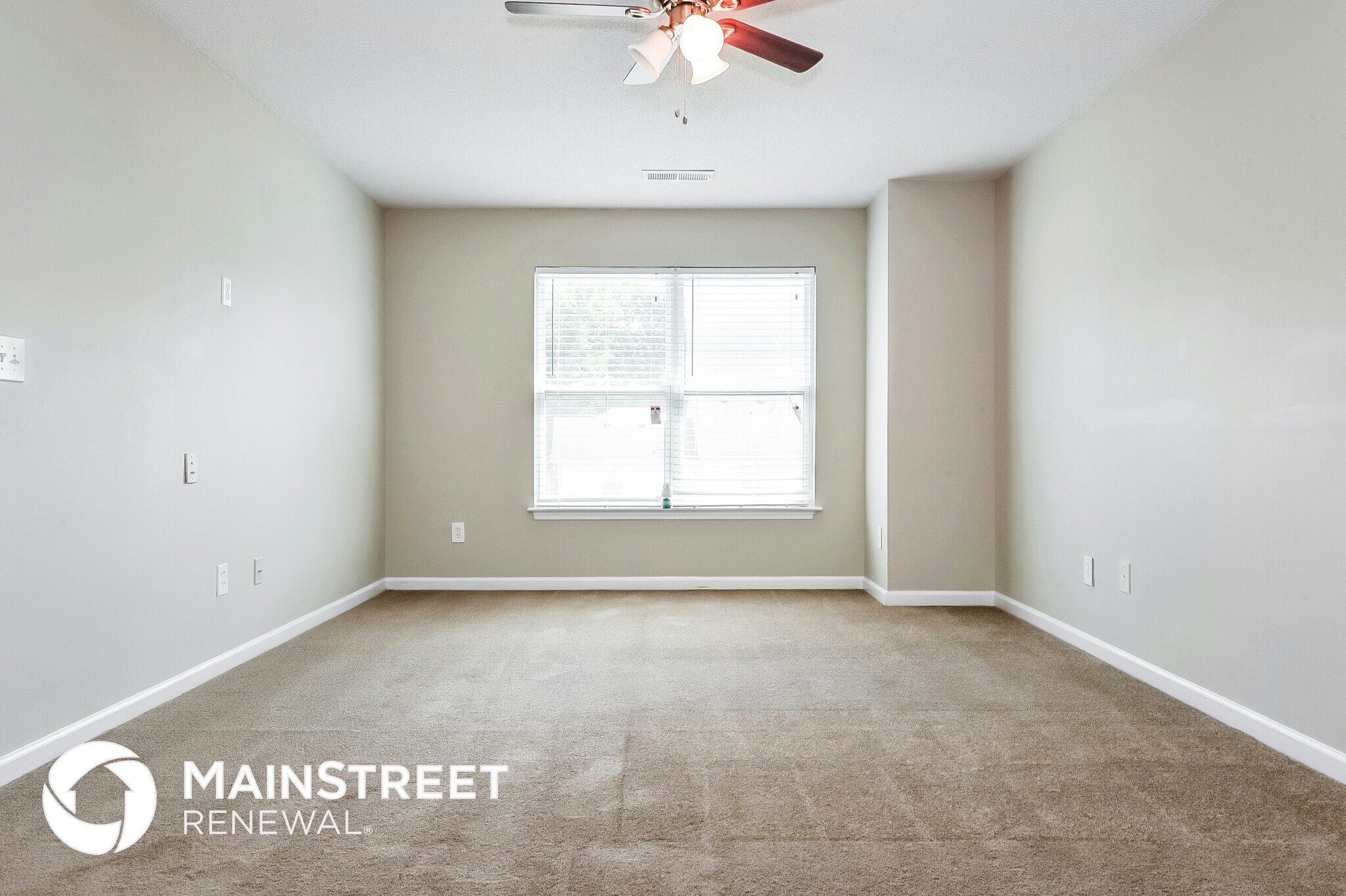 Building Photo - 400 Canoga Ct