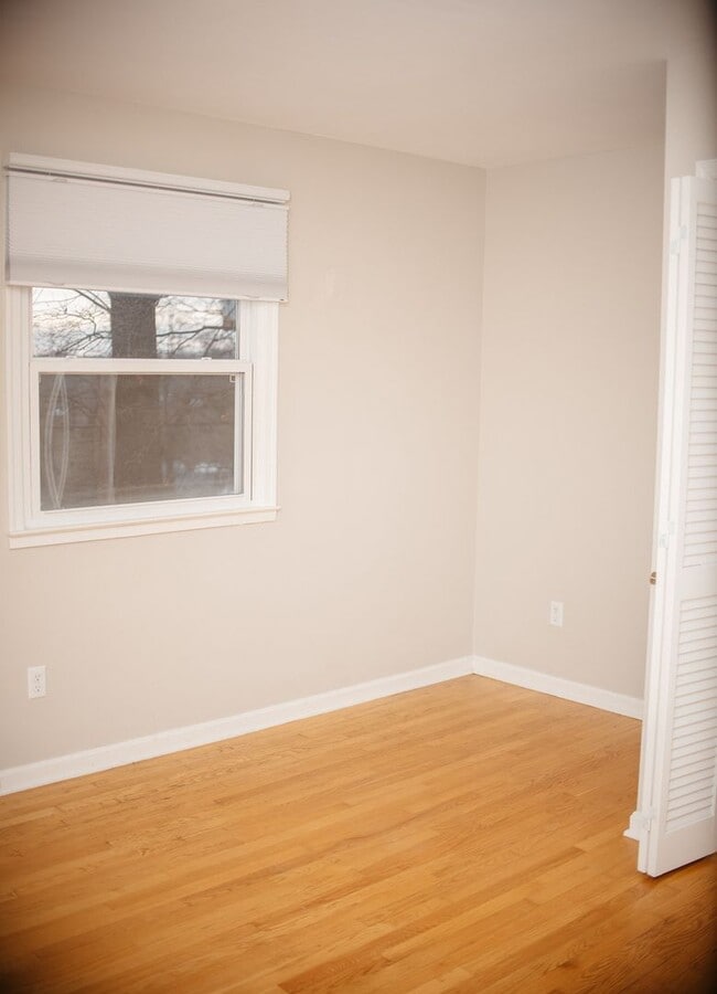 Building Photo - 1449 Jill Dr