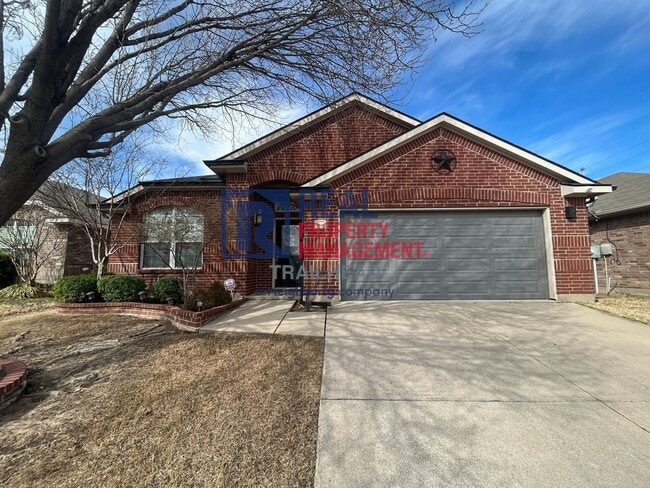 Building Photo - Spacious Single Story Home in a Great Loca...