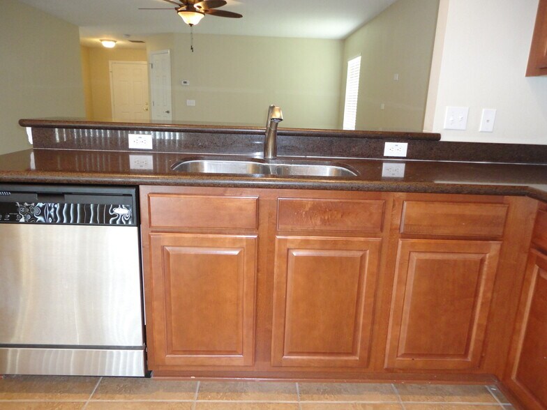 Building Photo - 2705 Bullion Loop