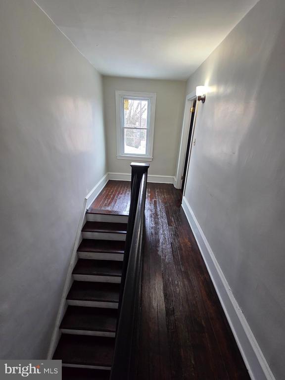 Building Photo - 306 Concord Ave