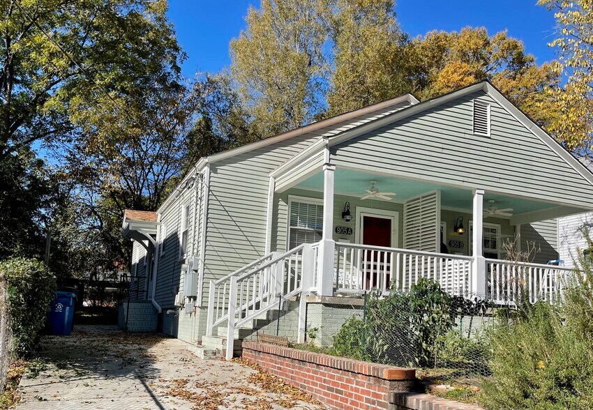 Building Photo - 905 Rosehill Ave