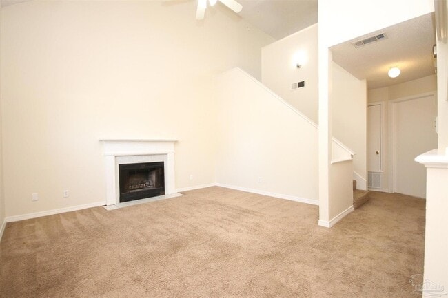 Primary Photo - 7033 Weatherwood Dr