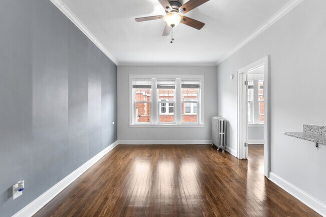 Building Photo - 6112 N Winthrop Ave