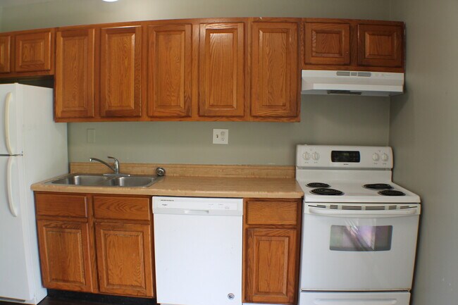 Building Photo - 2811 31st St