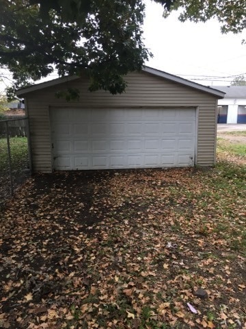 Building Photo - $1350.00 3 Bedroom 2 Bathroom