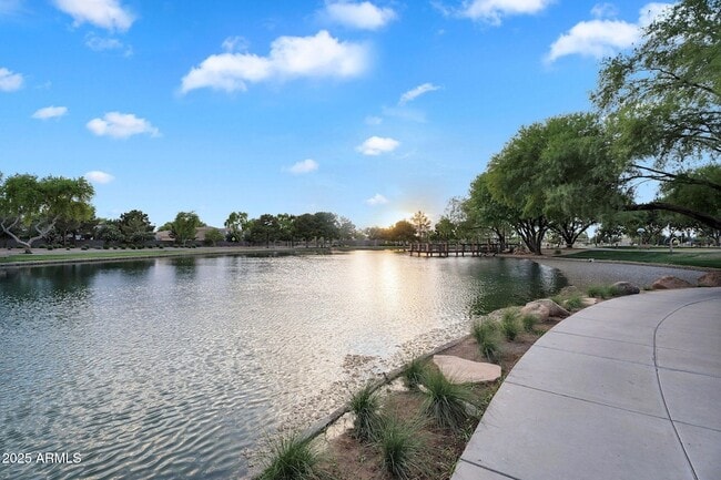 Building Photo - 4756 E Ironhorse Rd