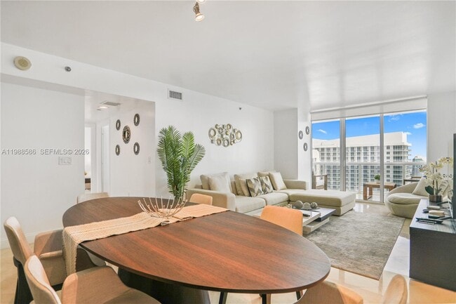 Building Photo - 1830 S Ocean Dr