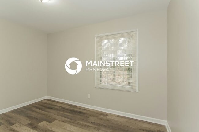 Building Photo - 2 Bedroom Pet-Friendly Home in CHARLOTTE, ...