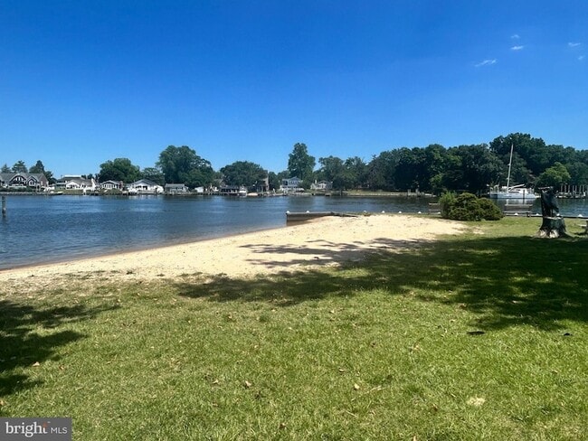 Building Photo - 8561 Skipjack Pl