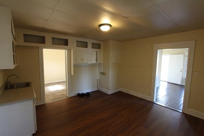 Building Photo - 232 Columbia Ave