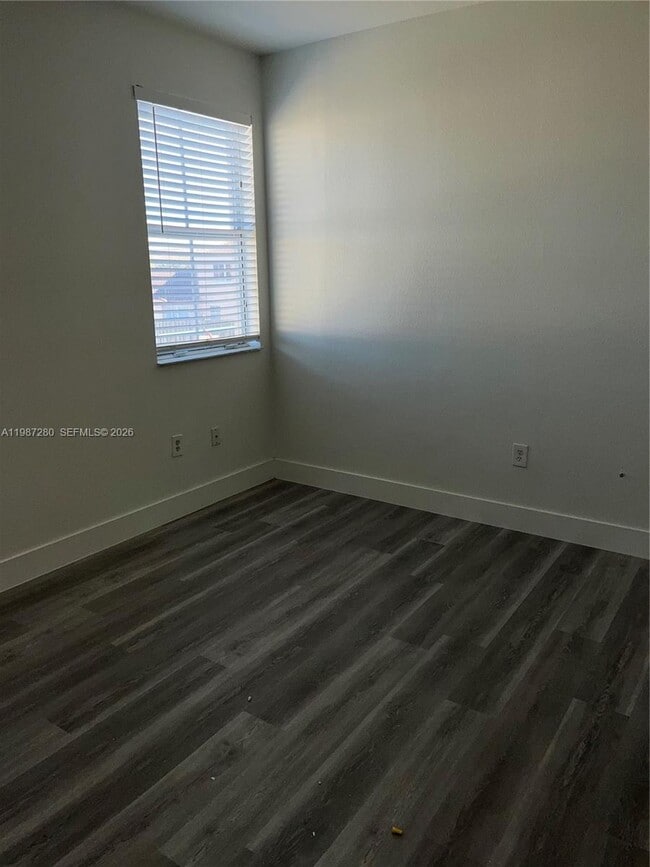 Building Photo - 27501 SW 138th Ave