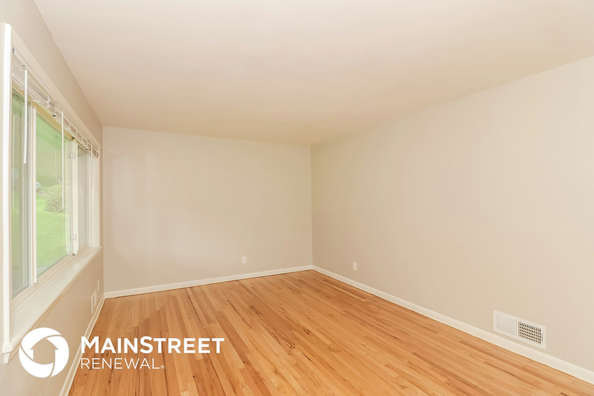 Building Photo - 4058 Brookcrest Cir