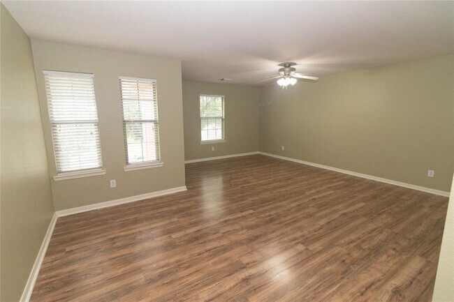 Building Photo - 21534 Pointed Oak Ln