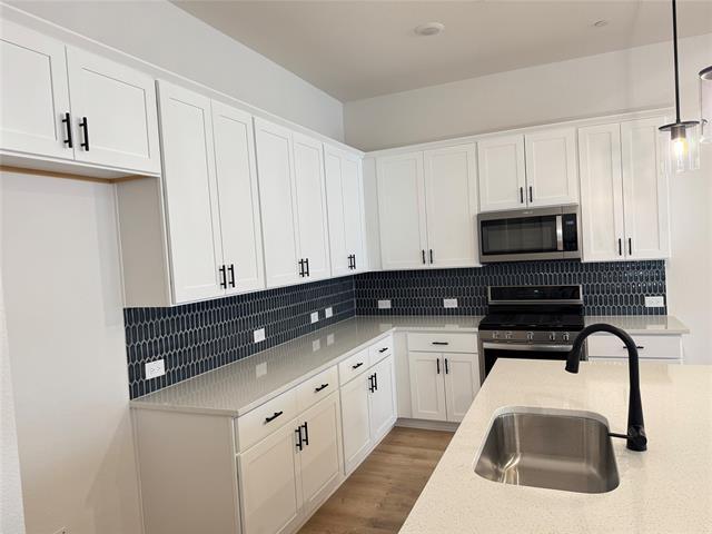 Building Photo - 1313 Eureka Spgs St