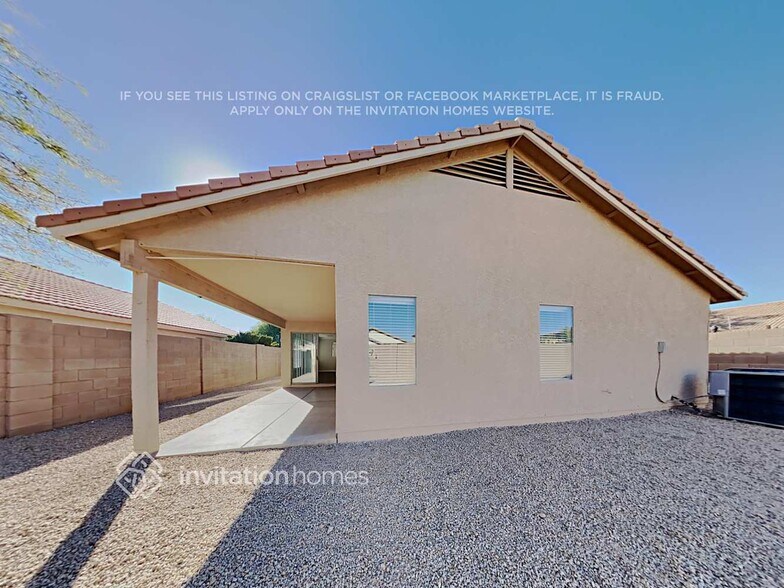 Building Photo - 12724 W Voltaire Ave