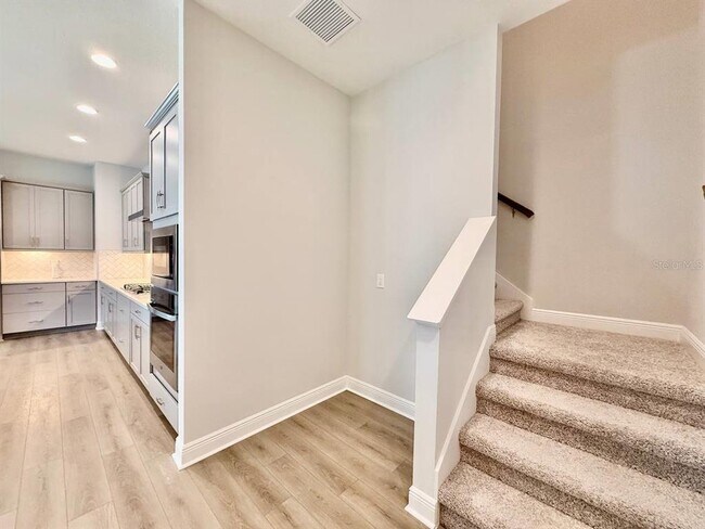 Building Photo - 35609 Stableton Ln