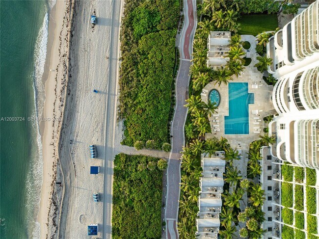 Building Photo - 6365 Collins Ave