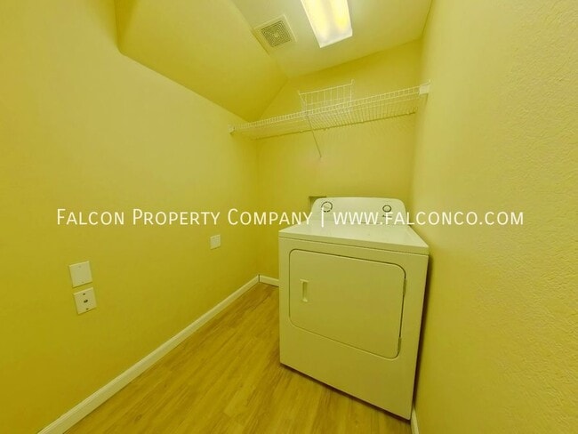 Building Photo - 7665 Capel Point