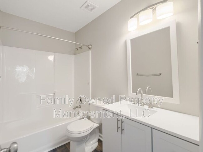 Building Photo - 2296 Boulder Ct