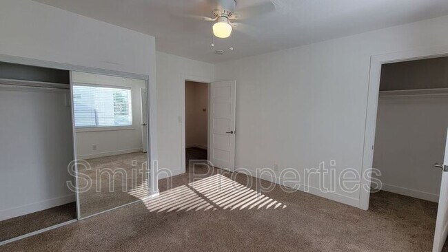 Building Photo - 3868 W 132nd St
