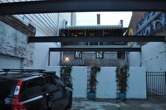 Building Photo - 120 W Marshall St