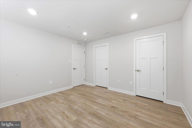 Building Photo - 115 Tonio Pl
