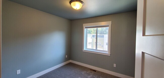 Building Photo - Condo in Josephine Crossings for rent!