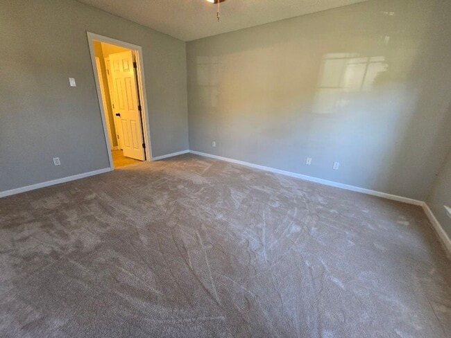 Building Photo - 1028 Kierre Dr