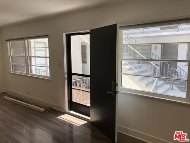 Building Photo - 617 Ocean Ave