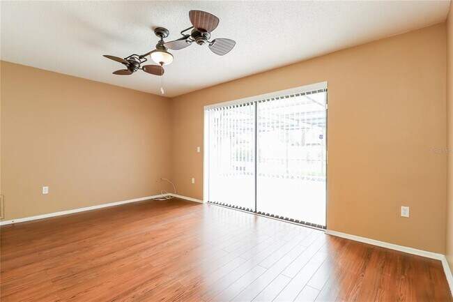 Building Photo - 8373 Camphor Dr