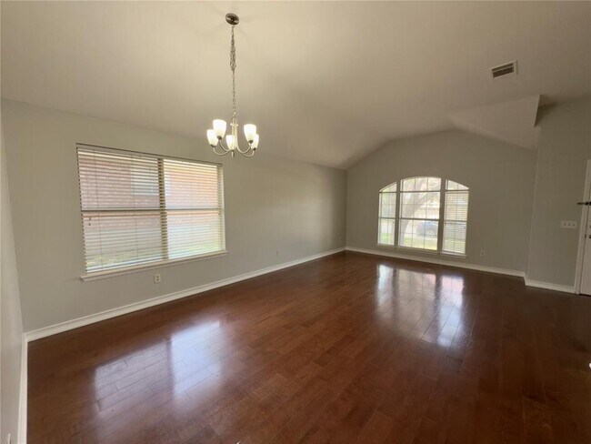 Building Photo - 8005 Nairn Dr