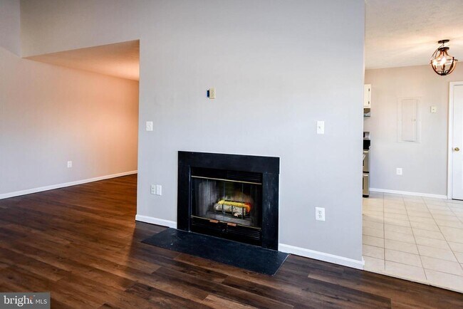 Building Photo - 4529 Running Deer Way