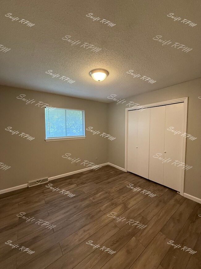Building Photo - 12913 W 61st Terrace