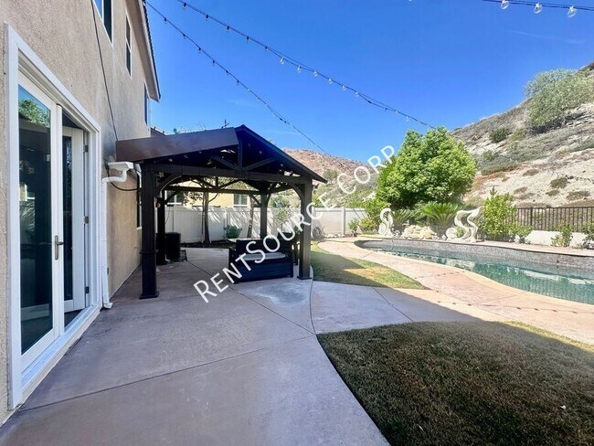 Building Photo - 16339 Mountain Ln