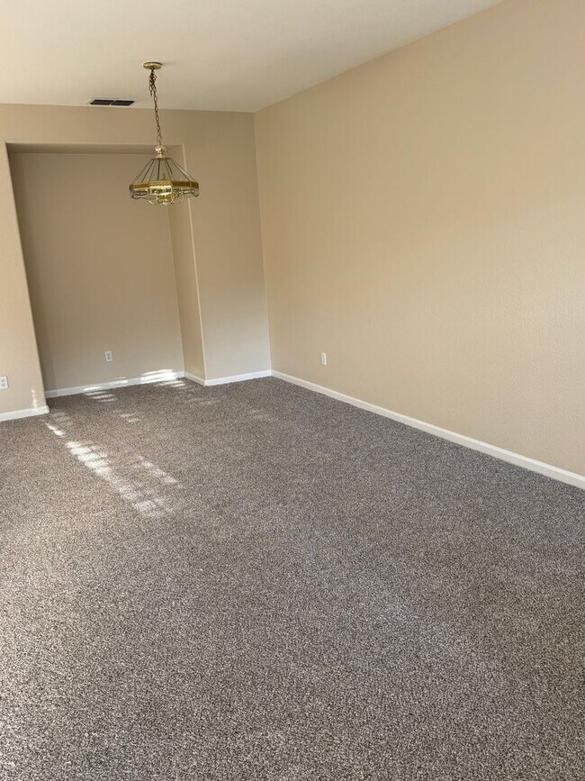 Building Photo - Ready To Move?