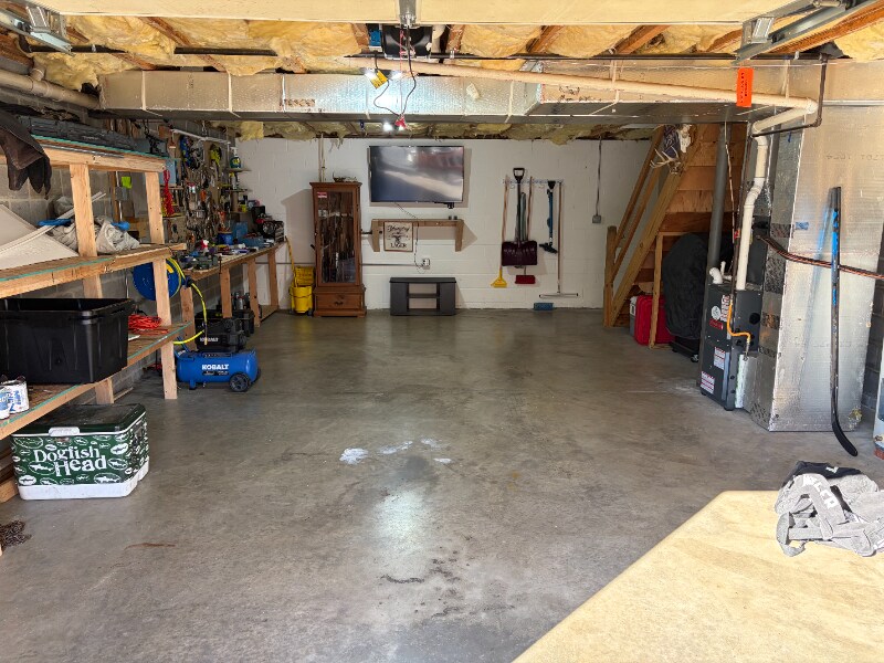 Building Photo - 358 Cherry St