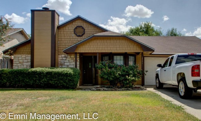 Building Photo - 2706 Jade Rd