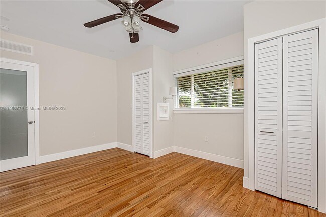 Building Photo - 500 Palmetto Dr