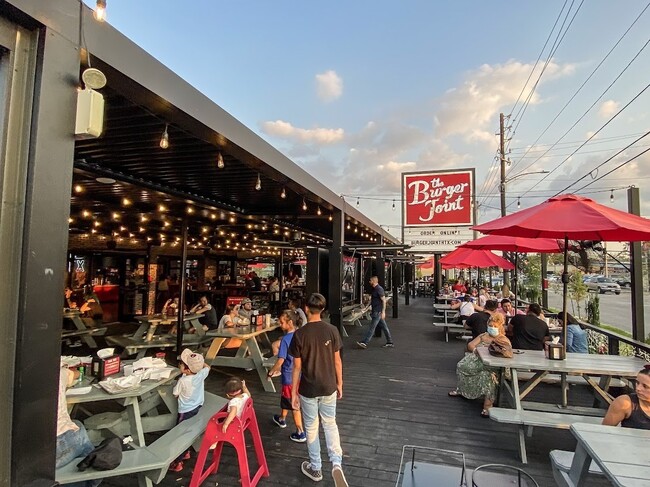 Building Photo - 2625 Fountain Key Blvd