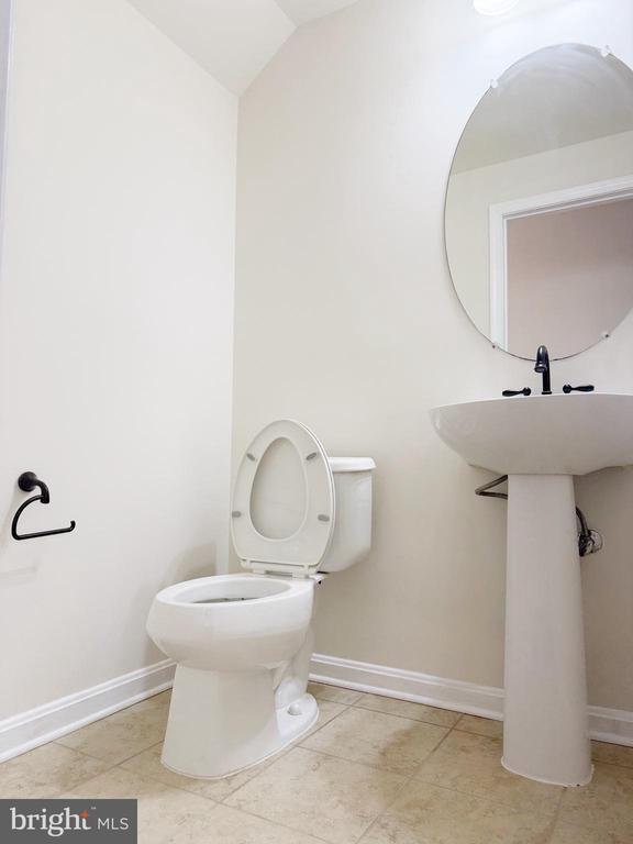 Building Photo - 23008 Meadow Mist Rd