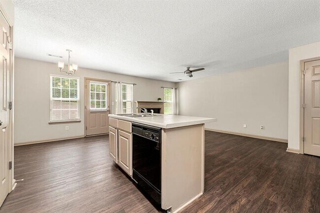 Building Photo - 435 Thistle Cove