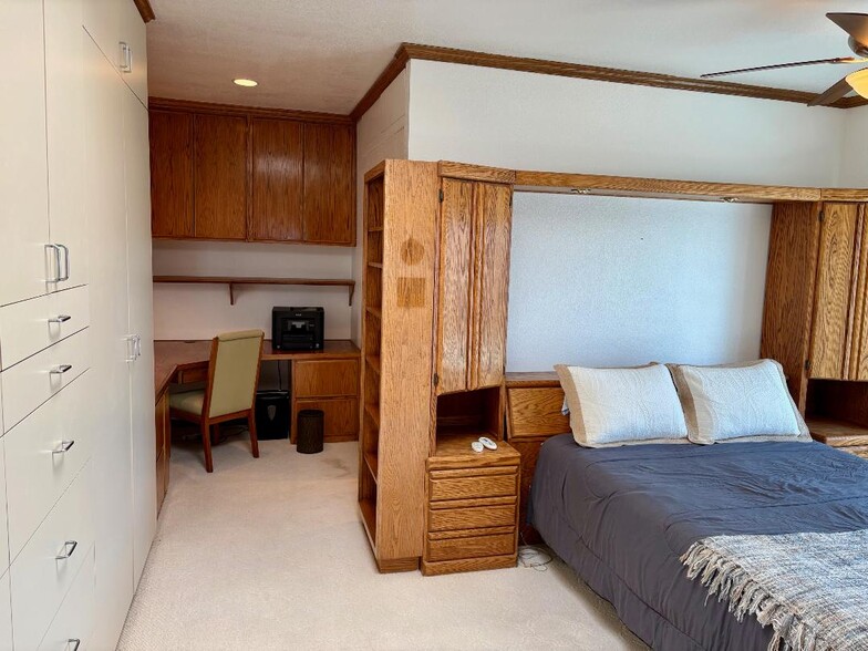 Building Photo - 1320 Seacoast Dr