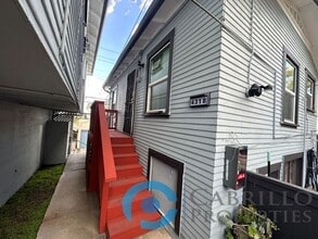 Building Photo - 4318 Cleveland Ave