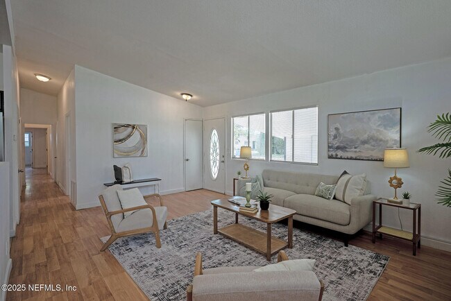Building Photo - 2565 Burlingame Dr W