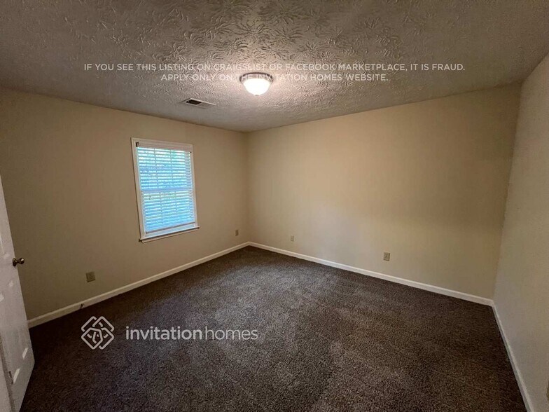 Building Photo - 2952 Moorings Pkwy SW