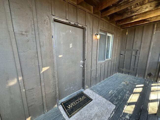 Building Photo - 1202 19th St