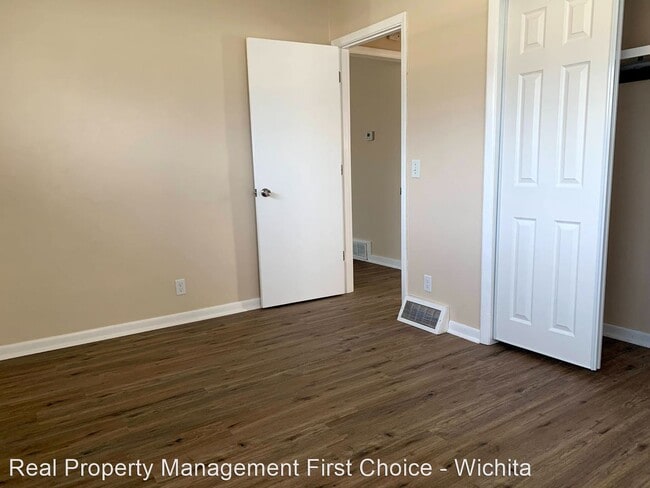 Building Photo - 3 br, 1.5 bath House - 2274 S Euclid