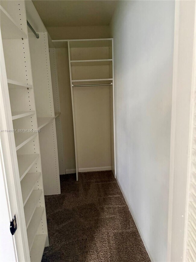 Building Photo - 9920 NW 68th Pl