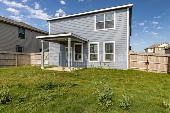 Building Photo - 2433 Ayers Dr